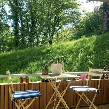 Le Doubs Cosy Lägenhet Besançon Exteriör bild